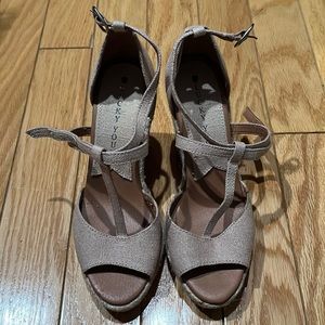 Lucky Brand espadrille wedges, 8.5